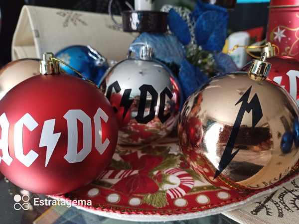 BOLAS DE NAVIDAD PERSONALIZADAS CON LOGO NOMBRES DESEOS